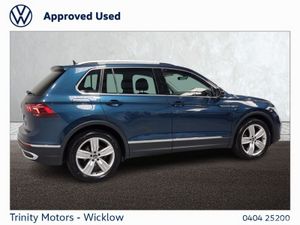 Volkswagen Tiguan ** ELEGANCE ** PAN ROOF ** 2.0 T - Image 3