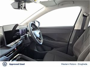 Volkswagen T-Roc LIFE 1.5TSI 116HP *SALE NOW ON* - Image 4