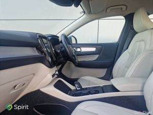 Volvo XC40 D3 Momentum Auto - Image 4