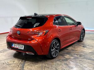 Toyota Corolla HYBRID 1.8 AUTOMATIC - Image 4