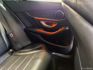 Mercedes-Benz C-Class 2017 Premium - Image 4