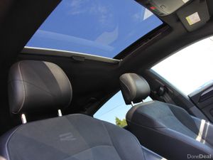 Aerton R Line 200Bhp * Sunroof * DSG * Extra Spec - Image 3
