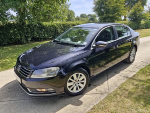 13 Volkswagen Passat Comfortline 2.0 TDi DSG Auto - Image 4