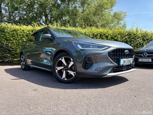 FOCUS ACTIVE DIESEL AUTO | 1 OWNER | HIGH SPEC - Image 4