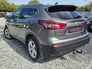 2019 Qashqai 1.3 Automatic/FSH/High spec/Warranty - Image 4