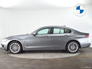 BMW 5-Series 530e SE Saloon - Image 3