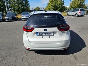 Honda Fit 2022 Petrol Hybrid Automatic - Image 4