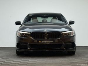 BMW 5-Series 520D M SPORT - Image 2