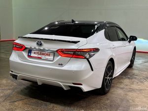 Toyota Camry 2.5 HYBRID AUTOMATIC WS EDITION - WHI - Image 4