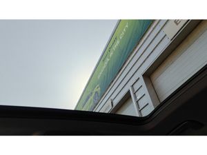 Skoda Superb DSG SPORTLINE - LOW MILEAGE - FACTORY - Image 4