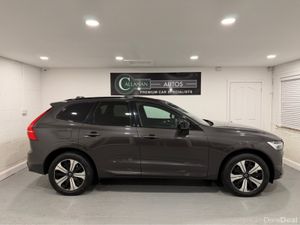 Volvo XC60 2.0 T6 PLUS DARK 350BHP AWD ***MEGA SPE - Image 4