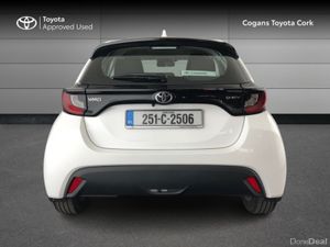 Toyota Yaris Yaris Hybrid 115 Luna - Image 4