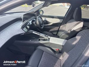Peugeot 5008 1.2 MHEV 145bhp E-DCS6 Allure - Image 4
