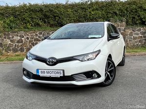 Toyota Auris 1.2 petrol 5Dr Luna Sport - Image 4