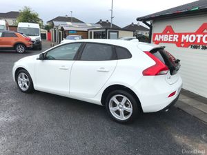 2016 VOLVO V40 AUTOMATIC TURBO DIESEL - Image 3
