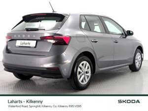 Skoda Fabia SELECTION 1.0TSI 95HP - Image 4