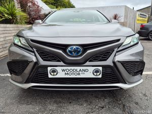 Toyota Camry 2.5 HYBRID / WS WITH LEATHER PACK AND - Image 4