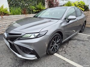 Toyota Camry 2.5 HYBRID / WS WITH LEATHER PACK AND - Image 3