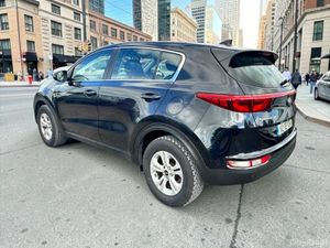 2106 Kia Sportage 1.7 D LX - Image 4