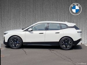 BMW iX xDrive40 M Sport - Image 4