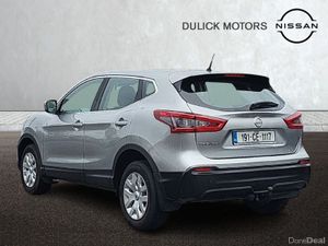 Nissan Qashqai 1.5 DSL XE - Image 2