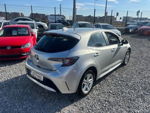 Toyota Corolla - Image 4