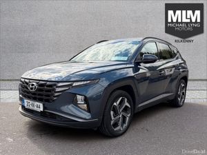 Hyundai Tucson ix35 Executive 4WD 5DR Auto - Image 3