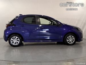 Toyota Yaris 1.5 - Image 2