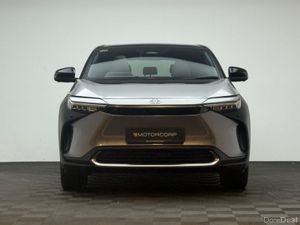 Toyota bZ4X PREMIERE EDITION *PAN ROOF* - Image 2