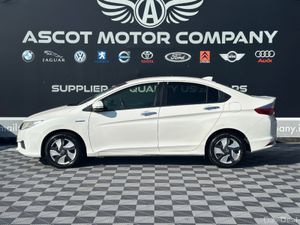 Honda Grace 1.5 L Petrol Hybrid - Image 4