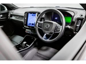 Volvo C40 Recharge Plus 69kWh 230HP - Image 2