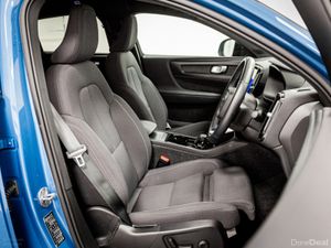 Volvo C40 Recharge Plus 69kWh 230HP - Image 3