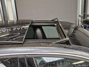 15 MERCEDES BENZ E-CLASS 220 - Image 2