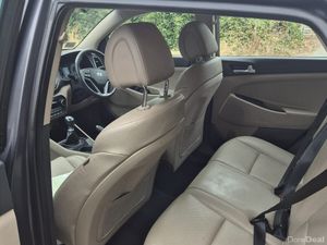 Hyundai Tucson 2017 only 120550kms just passed nct - Image 4