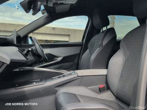 Peugeot 3008 ALLURE 1.2 MHEV 136 EDCT6 MY24 - Image 4