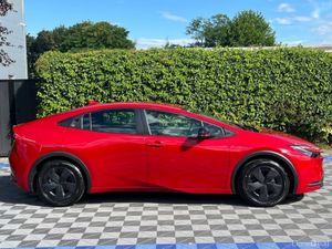Toyota Prius 1.8 HYBRID AUTO ** TINY MILEAGE ** // - Image 2