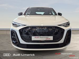 Audi Q5 E-HYBRID S LINE + UPGRADED ALLOYS + BLACK - Image 3