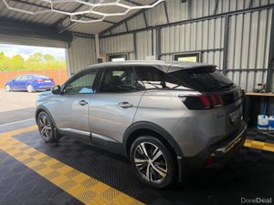 Peugeot 3008 2017 1.6 Diesel - Image 4