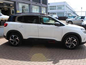 2.0HDI SHINE EDITION 5DR ESTATE AUTOMATIC // 1 OWN - Image 3