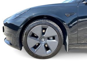 Tesla Model 3 RWD - Image 4