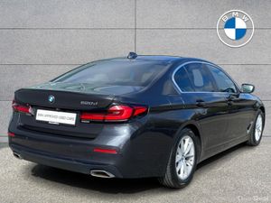 BMW 5-Series 520d SE Saloon - Image 3