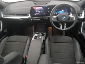 BMW iX1 eDrive20 M Sport - Image 4