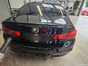 18 BMW 520 SERIES M-SPORT - Image 4