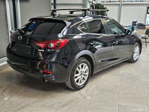 17 MAZDA 3 1.5 DIESEL - Image 2