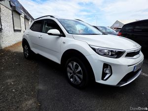 232 KIA STONIC H-Spec Low KM ServHist As New - Image 4