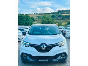 Renault Kadjar BOSE 1.2L Petrol Automatic - Low mi - Image 2