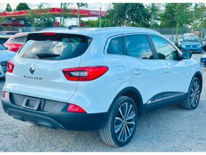 Renault Kadjar BOSE 1.2L Petrol Automatic - Low mi - Image 4