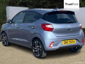 Hyundai i10 1.0 MPi Premium 5dr **HEATED FRONT SEA - Image 2
