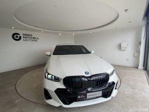 BMW i5 250kW eDrive40 M Sport 84kWh 4dr Auto - Image 2