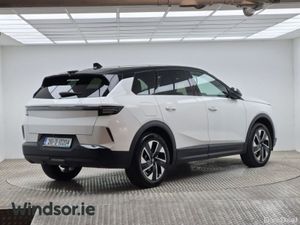 Opel Grandland 1.2 Hybrid 145PS GS - Image 3